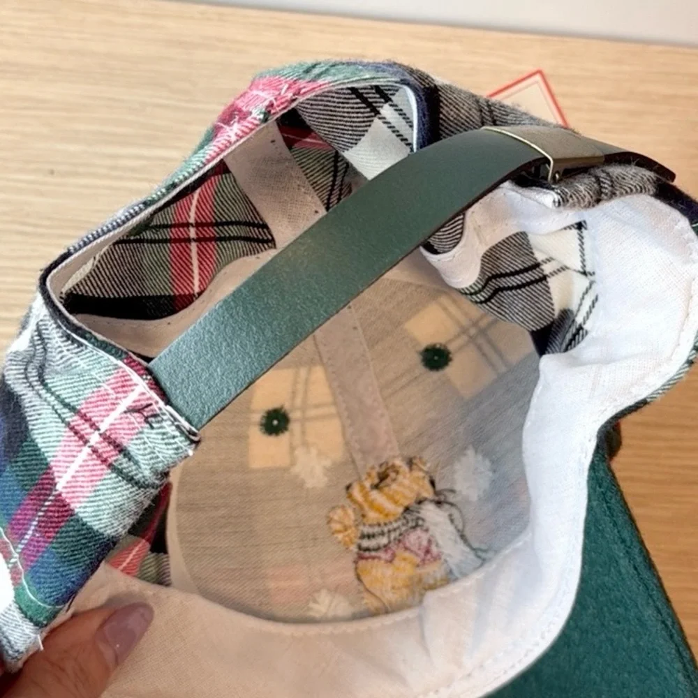 Disney Vintage Winnie the Pooh Hat Baseball Cap Plaid Winter Snowflake New - Picture 4 of 6